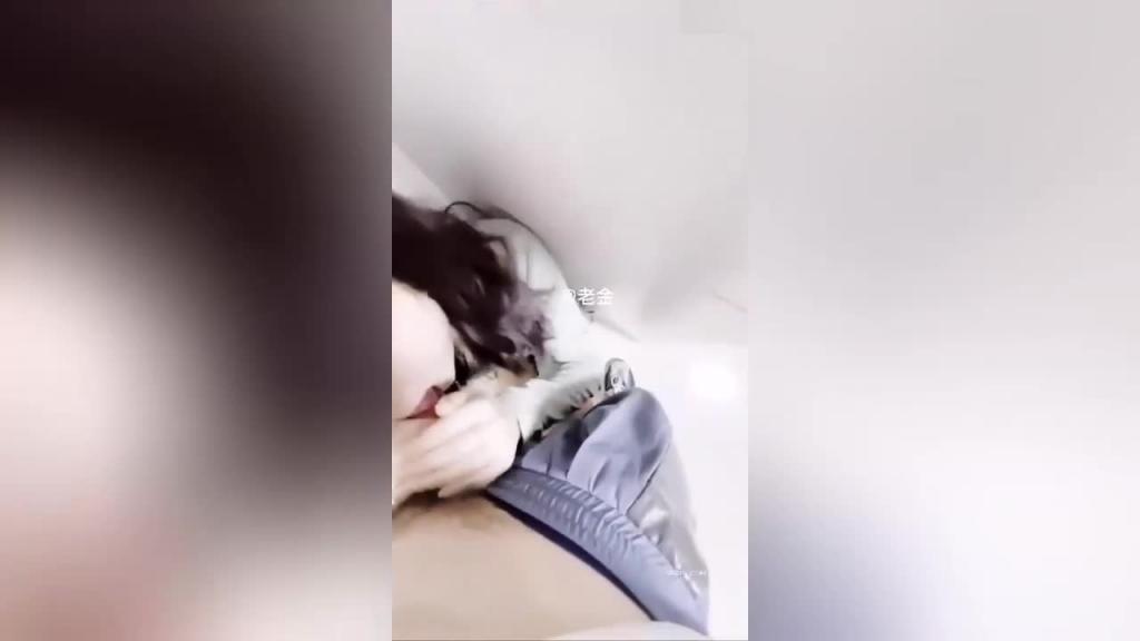 (福利)妈妈在儿子面前自慰帮儿子破处国内小马拉大车母子乱伦合集 预览截图 12