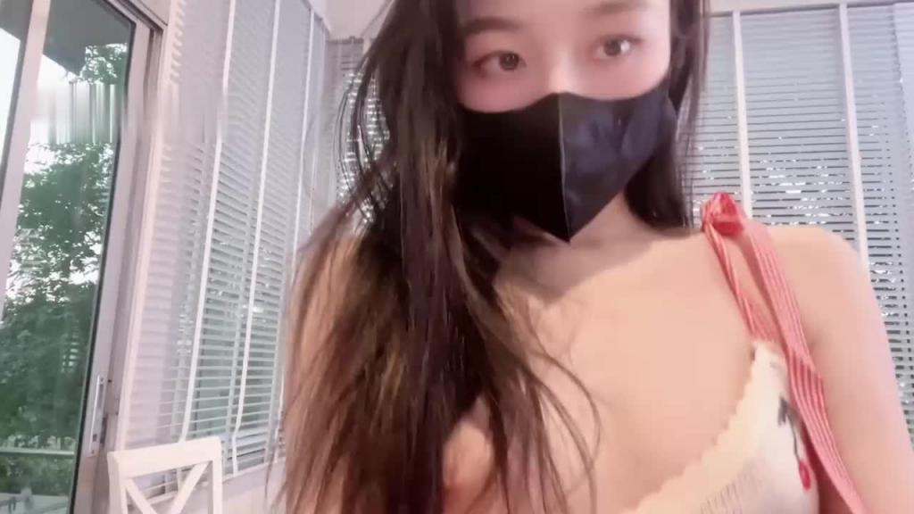 【清纯美厨娘】白嫩可爱少女_爆插白虎穴-不见星空 预览截图 12