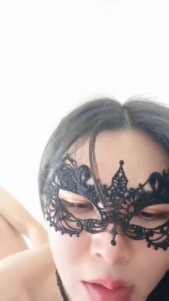 性感尤物骚御姐拿着小皮鞭脱衣舞双人操逼秀! 预览截图 8
