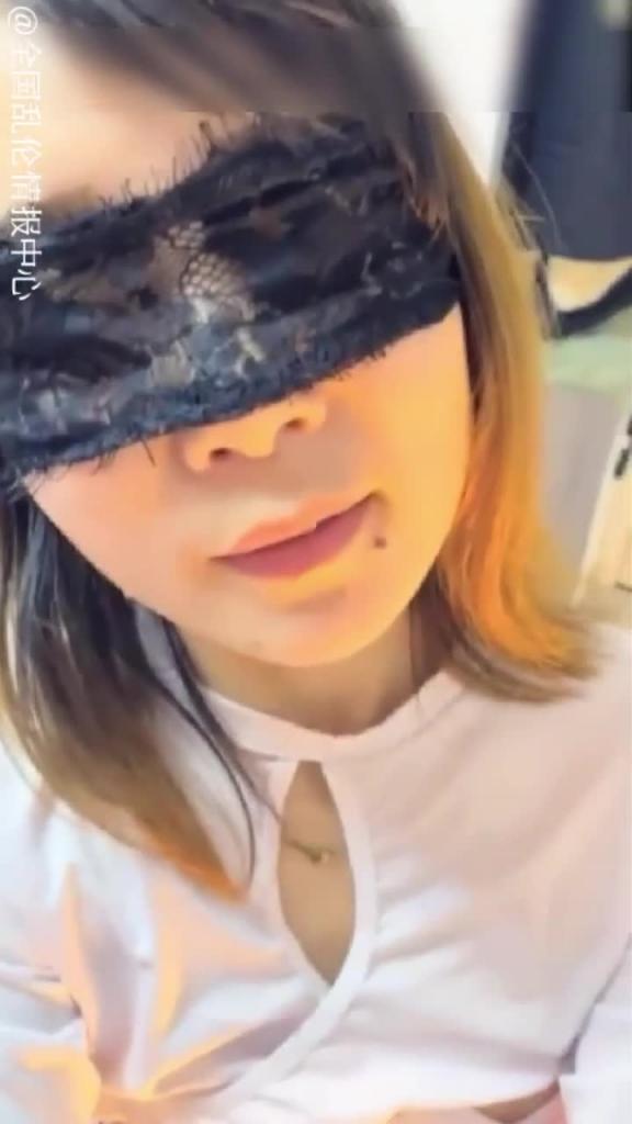 特别活的小伙同事肉老婆和丈母娘 预览截图 10