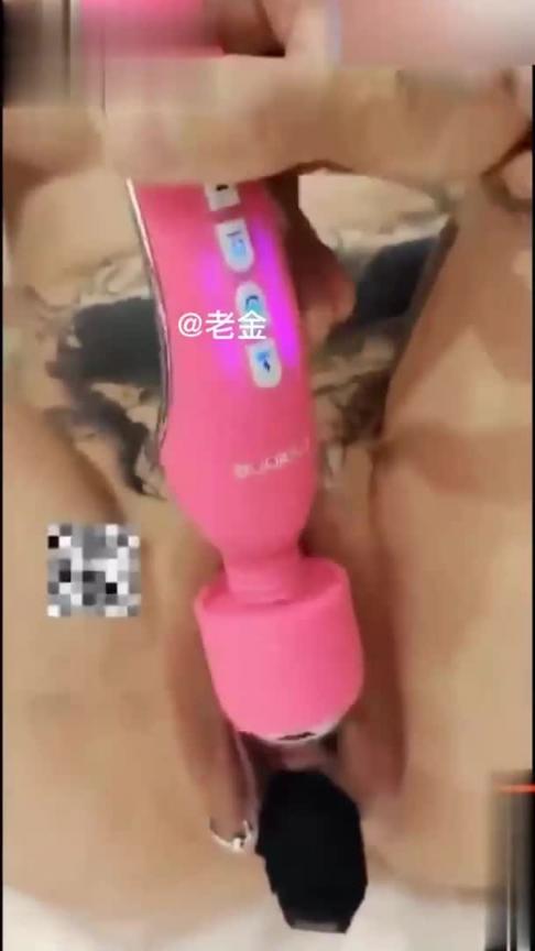 上海纹身网红夜店DJ【chloe) , 2023年5月最新啪啪黑料完整版。 预览截图 4