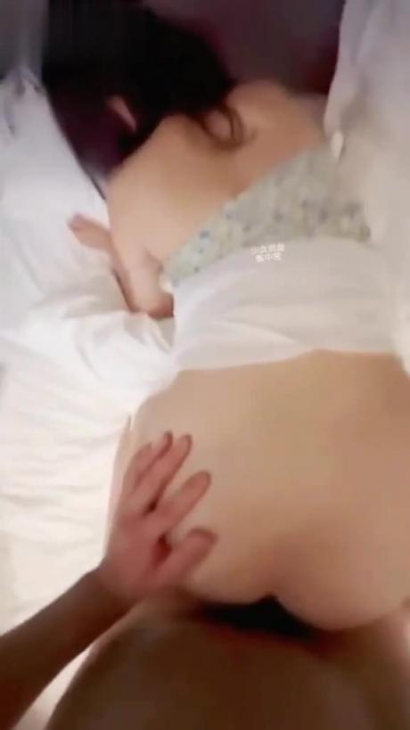 贵宾【重磅推荐】内射碎花裙小女友 预览截图 6