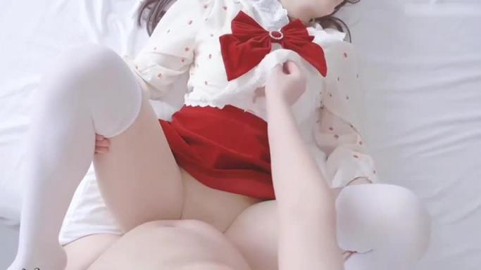 白嫩白虎小女友啪啪做爱 预览截图 11