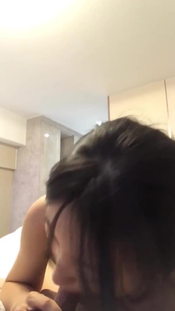 【男友泄密】中经贸学院刘依纯 噼腿分手后被男友裸照威胁索要一万元 预览截图 6