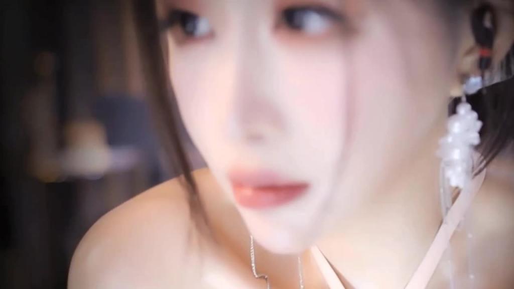 重磅泄密(网易直播)网易CC超美女神小恩雅ASMR剧情诱惑 预览截图 11