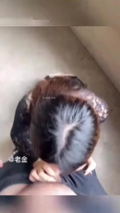 家庭乱伦-做工程赚钱后拿下姨妈+小姨 肉感黑丝 熟女+少女 3p天伦之乐 预览截图 8