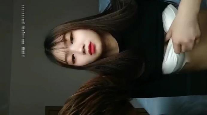 姐弟乱伦，爸妈出去玩换妻（付费6元） 预览截图 11