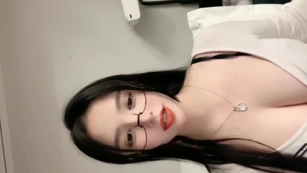 性感美女的居家诱惑 预览截图 6