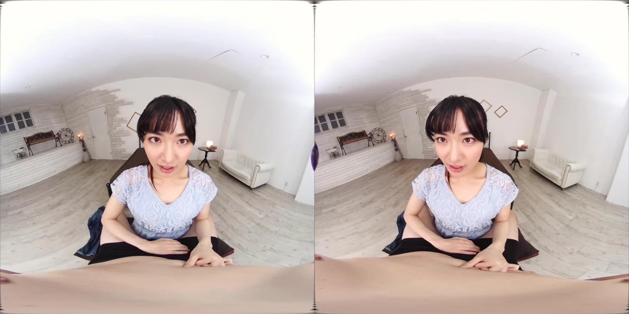 【1】VR 龟头顶到脸颊突起侍奉口交 由爱可奈 第一集 h_1282mxvr00026 预览截图 5