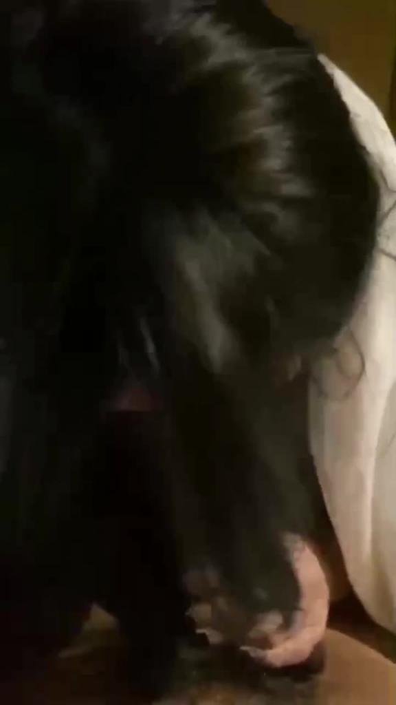 高价约定学生妹，身材真好，直接压着操，后面精液射她肚子上 预览截图 1