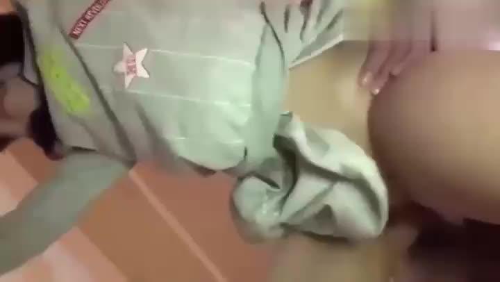 信阳真实渣男骗大学女友和兄弟3p 预览截图 6