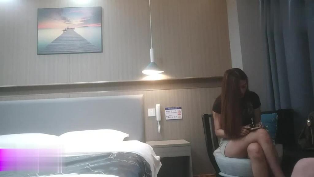 【长腿外围女神】酒店高价约炮 兼职女模特差点喊老公达到高潮 预览截图 1