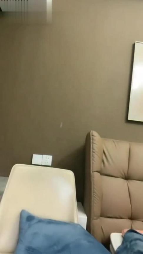 【上海西西-巨乳性感尤物第二部】深喉技术见好,越来越骚了 预览截图 6