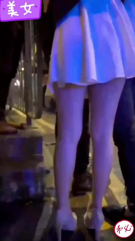 京城KTV万人骑!深夜醉酒捡尸带回去轮奸 预览截图 7