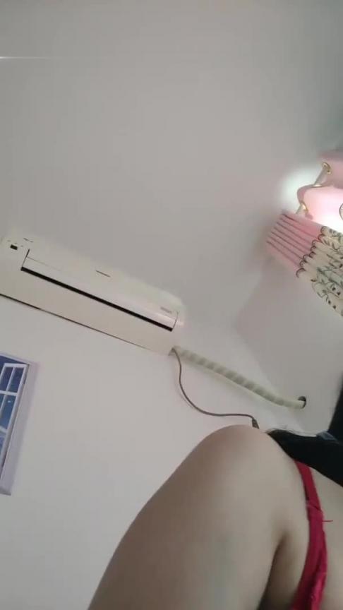 有奶水的哺乳期少妇露脸了,大奶子好和逼逼好诱人 预览截图 2