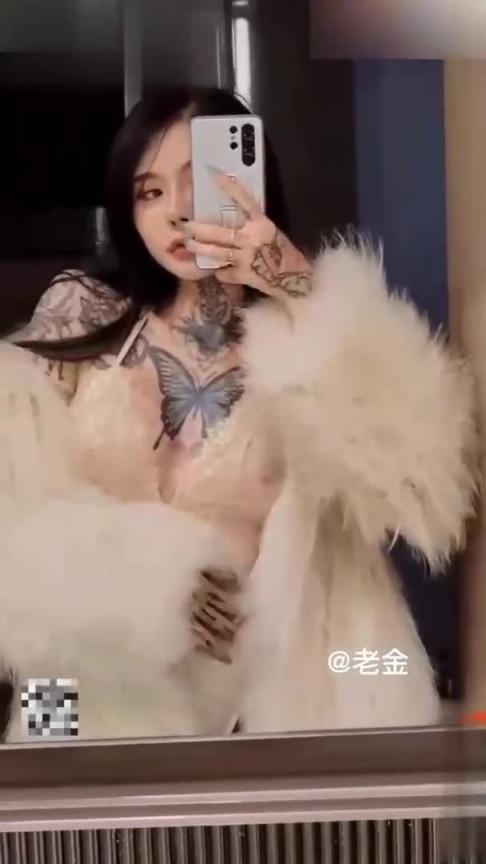 上海纹身网红夜店DJ【chloe) , 2023年5月最新啪啪黑料完整版。 预览截图 3