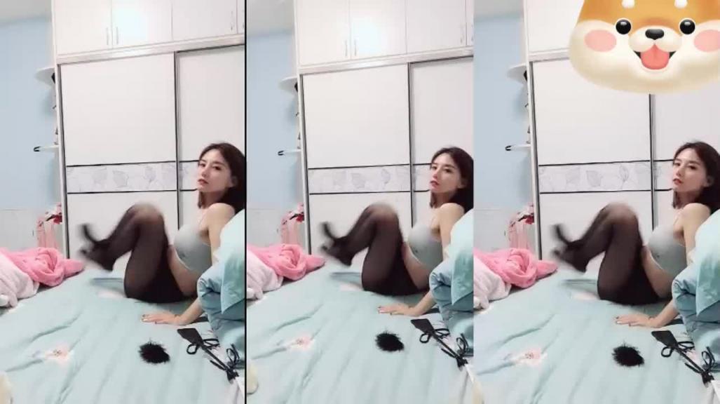 极品短发御姐[高端收费专场]高颜值御姐-鲍鱼摸穴淫水四溅 预览截图 3
