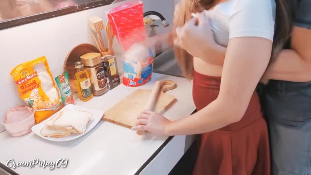 极品骚货妹妹内射她真是巨乳 预览截图 1