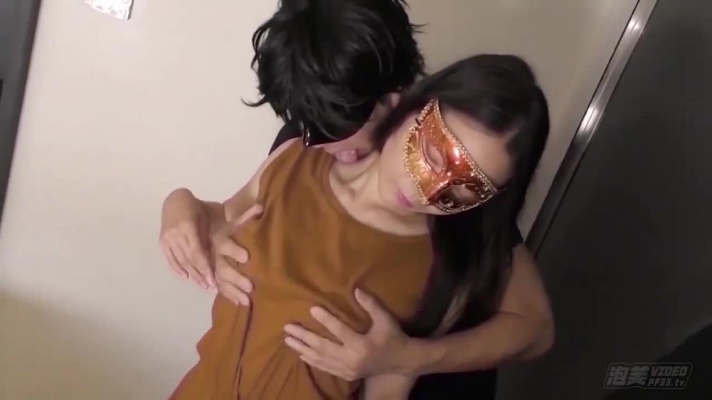 【换妻俱乐部】别人的老婆就是刺激 预览截图 1