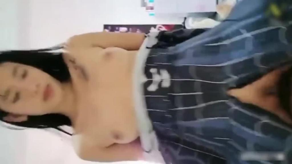 【重磅泄密】爆乳九头身小番茄调教露出爆操极品网红母狗 预览截图 4