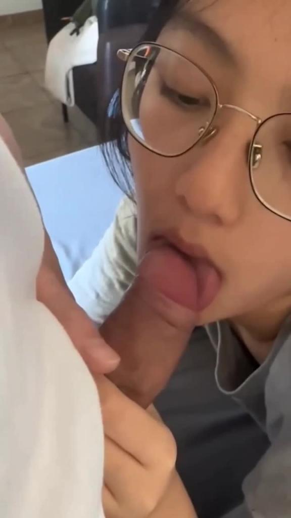 高颜值女神爆乳反差婊露脸性爱啪啪口交私拍泄密流出 预览截图 5