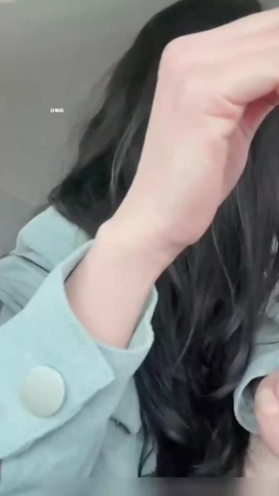 推特网红-极品OL御姐,真空情趣透视爆乳揉B自慰太刺激了 预览截图 6