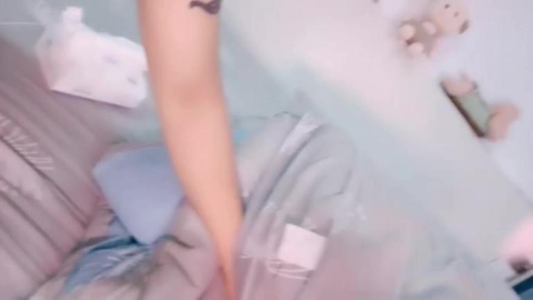推油按摩超嫩小粉穴 预览截图 11