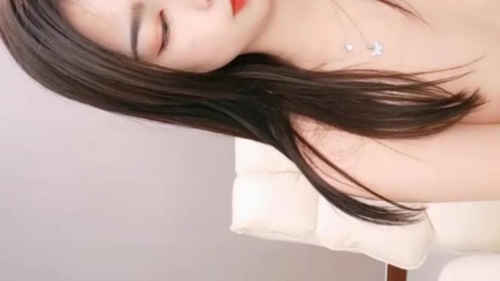 美女主播:高颜值女神激情裸舞 预览截图 7