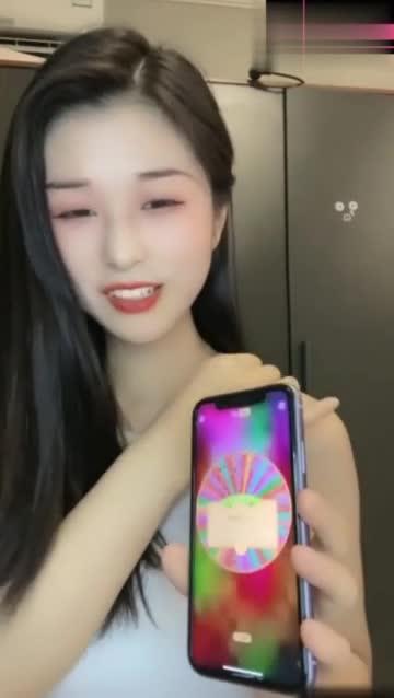 绿播下海·明星颜值全裸秀,美乳搔首弄姿「吸手指看硬了」 预览截图 3