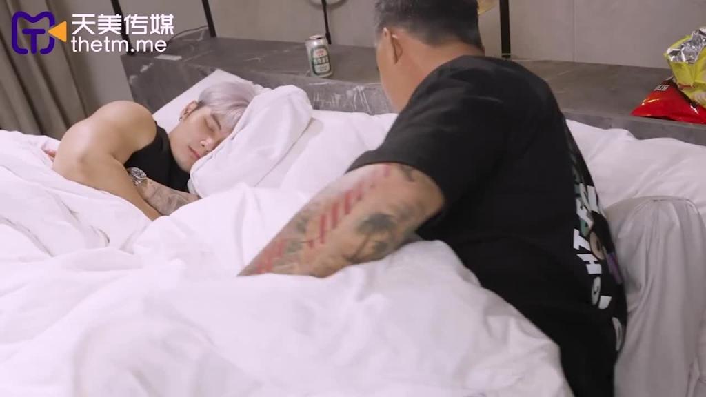 TMW089名人性爱故事 朋友熟睡后直接干 预览截图 3