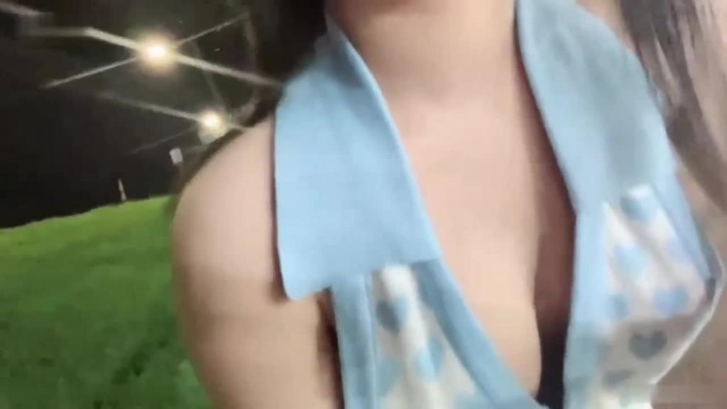 极品小萝莉粉嫩巨乳户外漏出街头大尺度自慰 预览截图 6