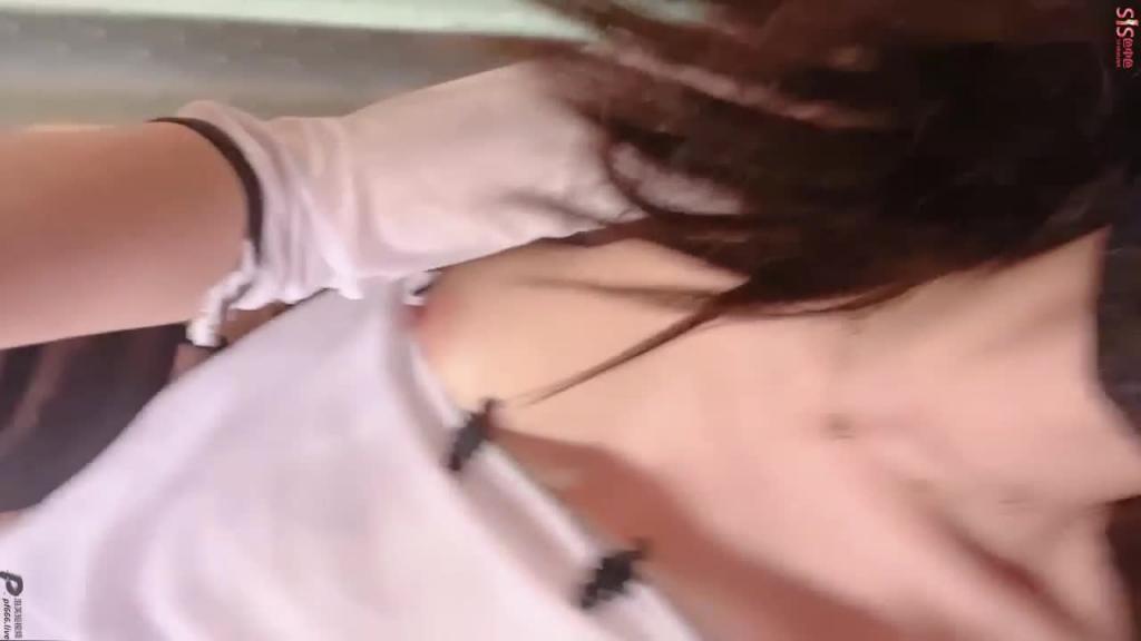 【高颜值反差婊】抖音女神初下海!被扒出是三甲医院护士 被举报到医院被开除 预览截图 10