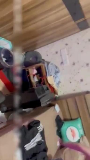 美女被很丑的丑男勐干还很开心 预览截图 12