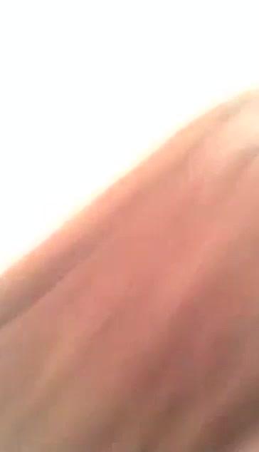 高颜值长相清纯萌妹子KIKI第二部 自慰高潮喷水逼逼无毛很是诱惑 预览截图 11