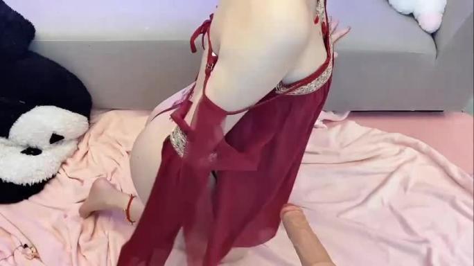 福娃小可爱吊带红裙自慰棒娇喘 预览截图 4