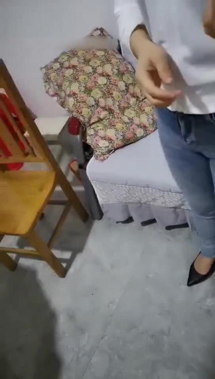 少妇来做客小哥强上送上门的老板娘!刺激对话 预览截图 1