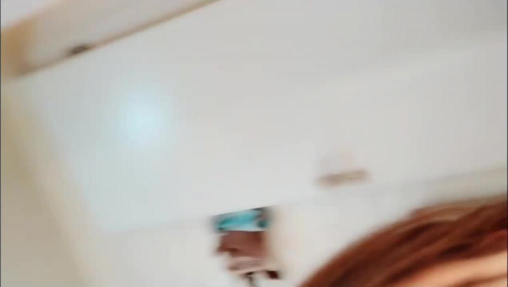 （纯欲天花板童颜KIK）无毛嫩穴骚逼自慰喷水 预览截图 8
