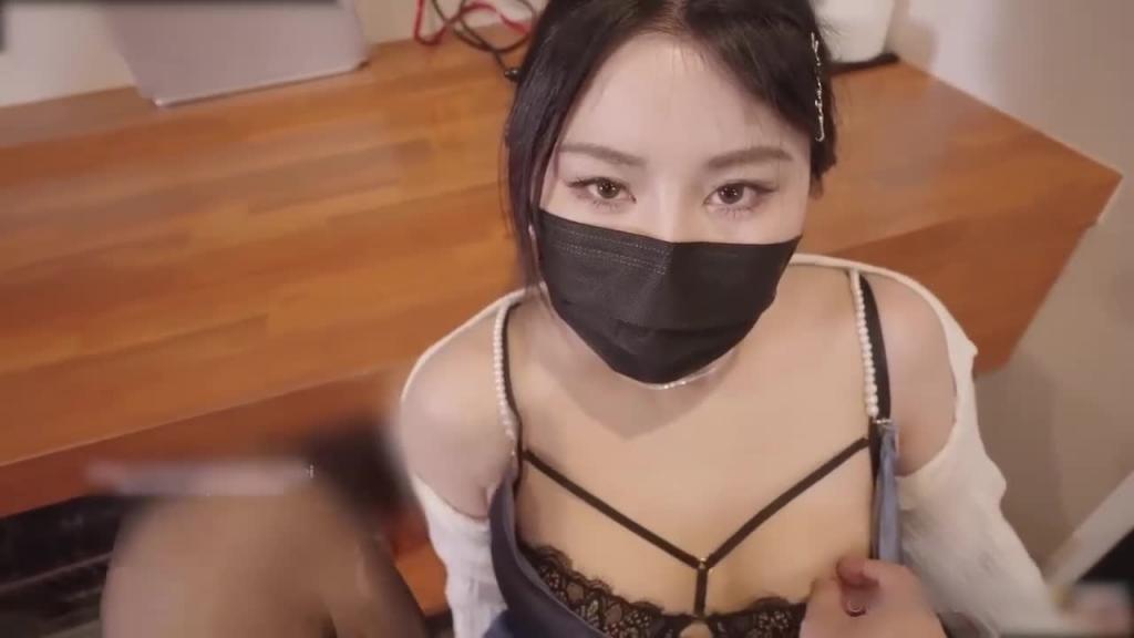 红底高跟被各种姿势抽插 台北娜娜 预览截图 5