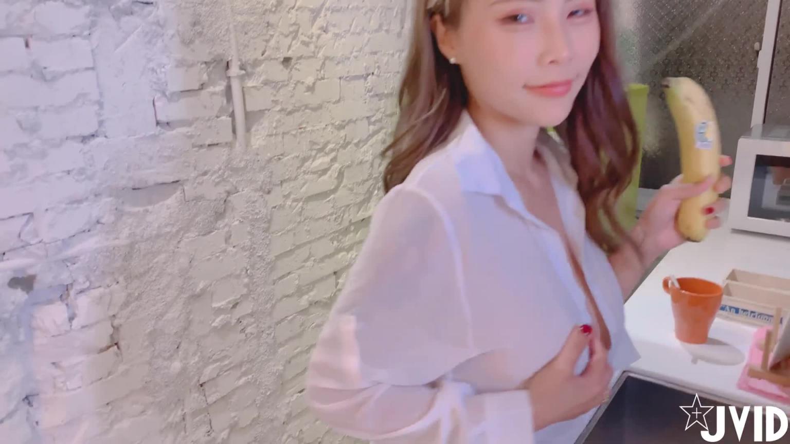 【制服系列】艾妃入手17一人の日常!! 预览截图 12
