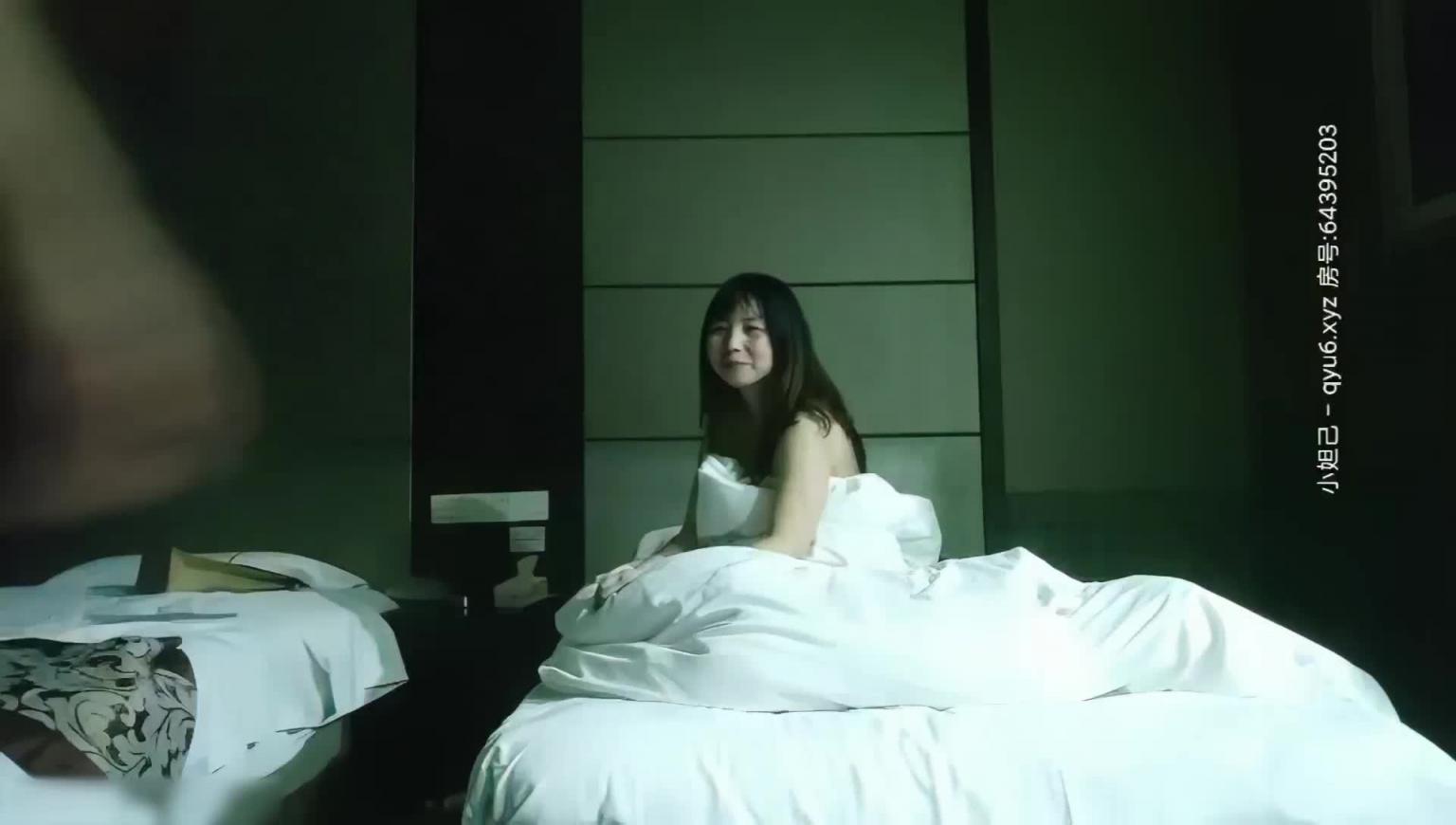 KTV喝到微醺开房,女的非常害羞,死活不肯就范! 预览截图 10