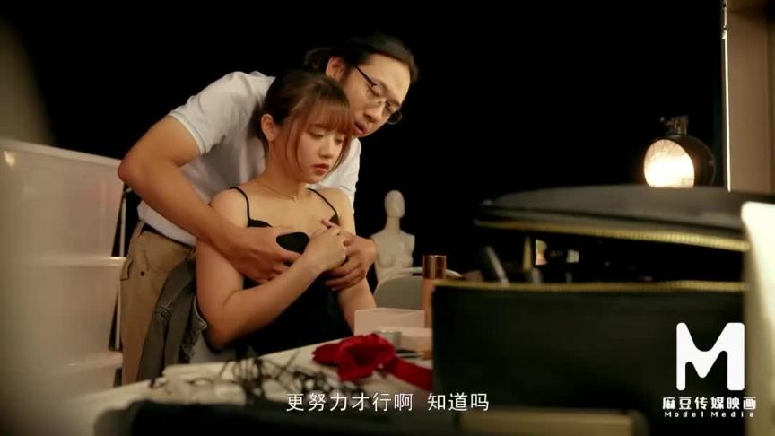 MD-0306 黑幕！好声音潜规则事件 温芮欣 预览截图 5