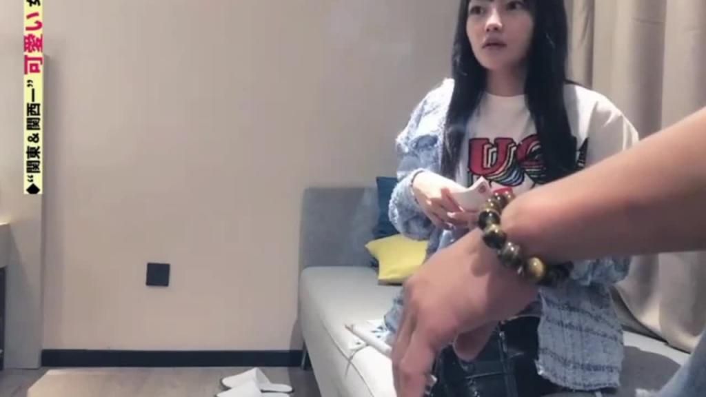 【精选探花】高颜值每次穿上情趣黑丝扣弄无毛粉穴上位骑乘 预览截图 9