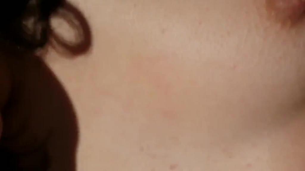 银行上班的美女职员 预览截图 3