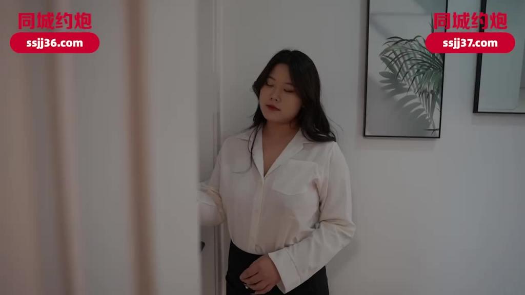 IDG5611-女主管耐不住寂寞上门服务男下属的大肉棒-玉兰 预览截图 1
