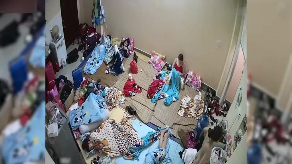 [监控破解]淫窝据点监控破解泄露穿着暴露= 预览截图 1