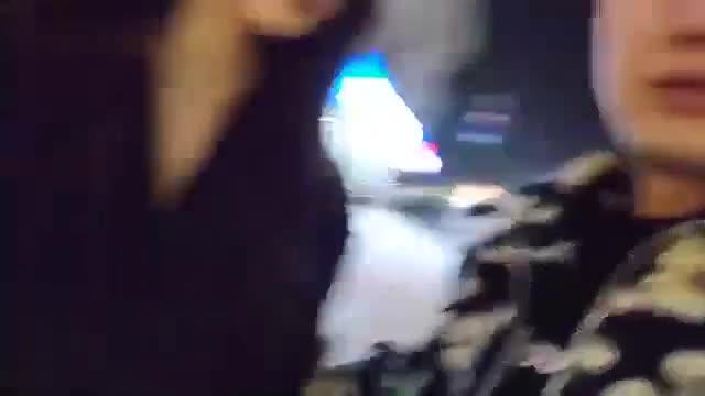 街头约会勾搭-富二代勾搭00后学生妹喝酒几杯百威下肚找个厕所男的不干他还不愿意! 预览截图 9
