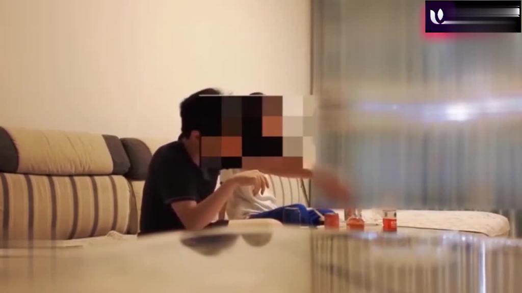 【真实乱伦破处小侄女】兄弟欠一百多万跑路了,让我照顾好他正在上高中的女儿潘晓雅! 预览截图 3