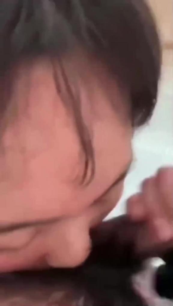 【校服学妹】震惊全网中学女孩穿校服逃课性爱精选!清纯粉嫩青春真好! 预览截图 1