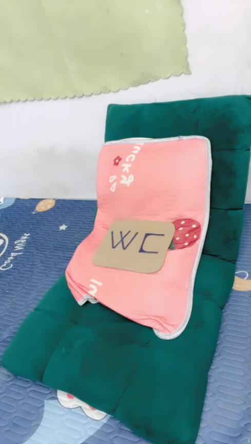 萝莉学生妹兄妹乱伦哥哥狂干妹妹无套内射爽死 预览截图 8