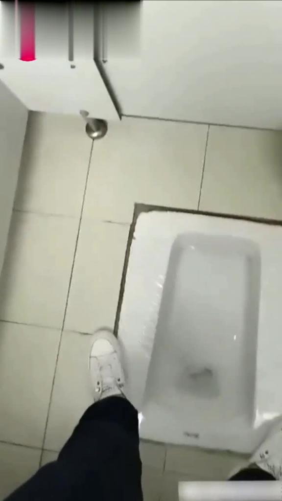 中学女学生被爸爸安排上课自慰任务 预览截图 2